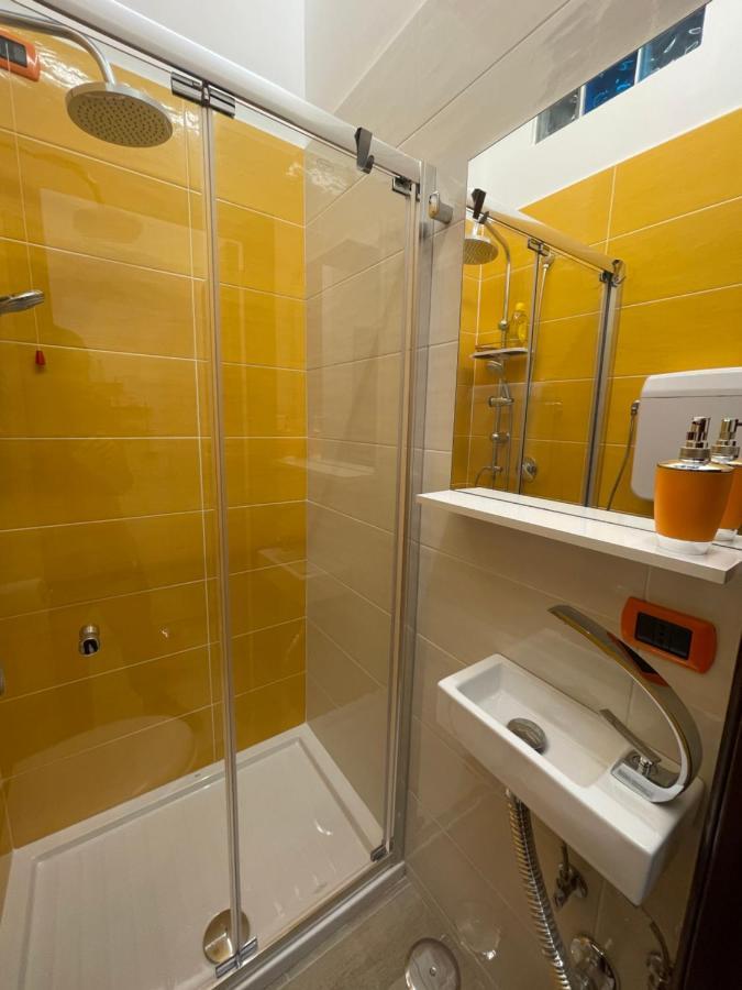 Primopiano Holiday House Салерно Екстериор снимка