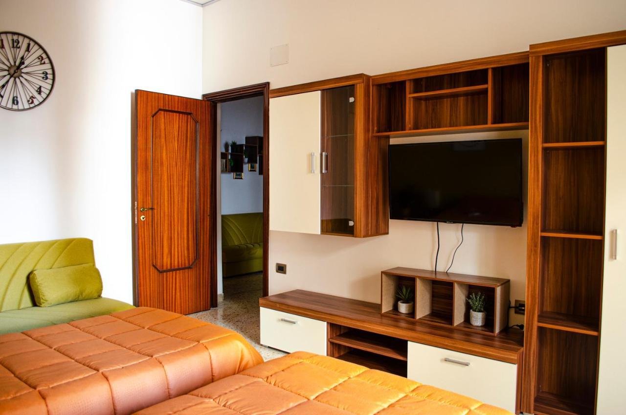 Primopiano Holiday House Салерно Екстериор снимка